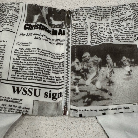 That’s So Fetch Iconic Newspaper tube top🌺5 for $30 - Picture 5 of 9